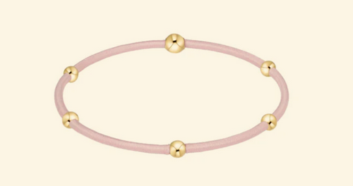 "e"ssentials Light Pink