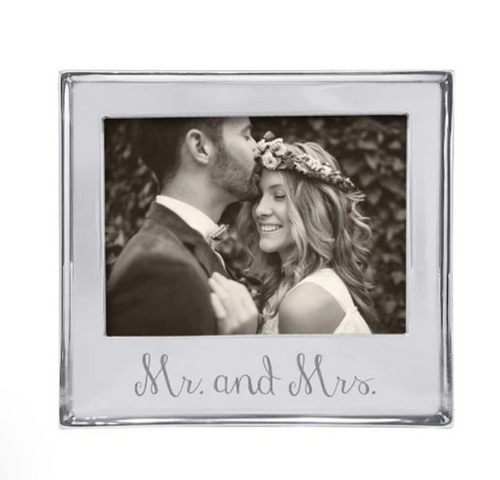 MR. & MRS. Signature 5x7 Frame