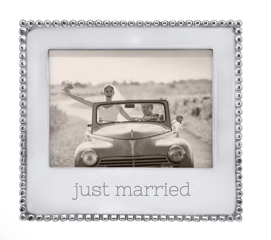 Just Married 5x7 Signature Frame