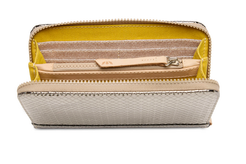 Essential Wallet Kyle